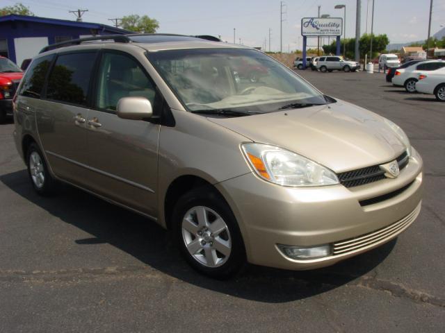 2004 Toyota Sienna For more photos ...