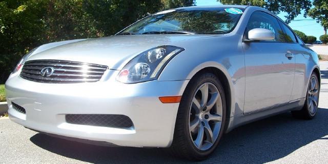 2004 Infiniti G35