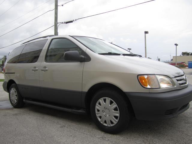 2001 Toyota Sienna CARFAX CERTIFIED ...
